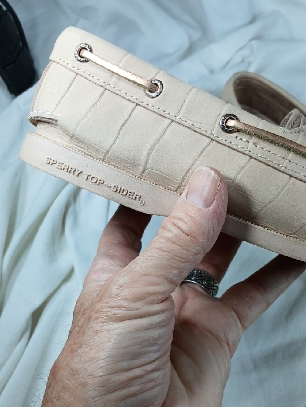 Sperry Women's Croc-Embossed Slip-On Moccasins in dusty pink with Metallic laces - Picture 3 of 16